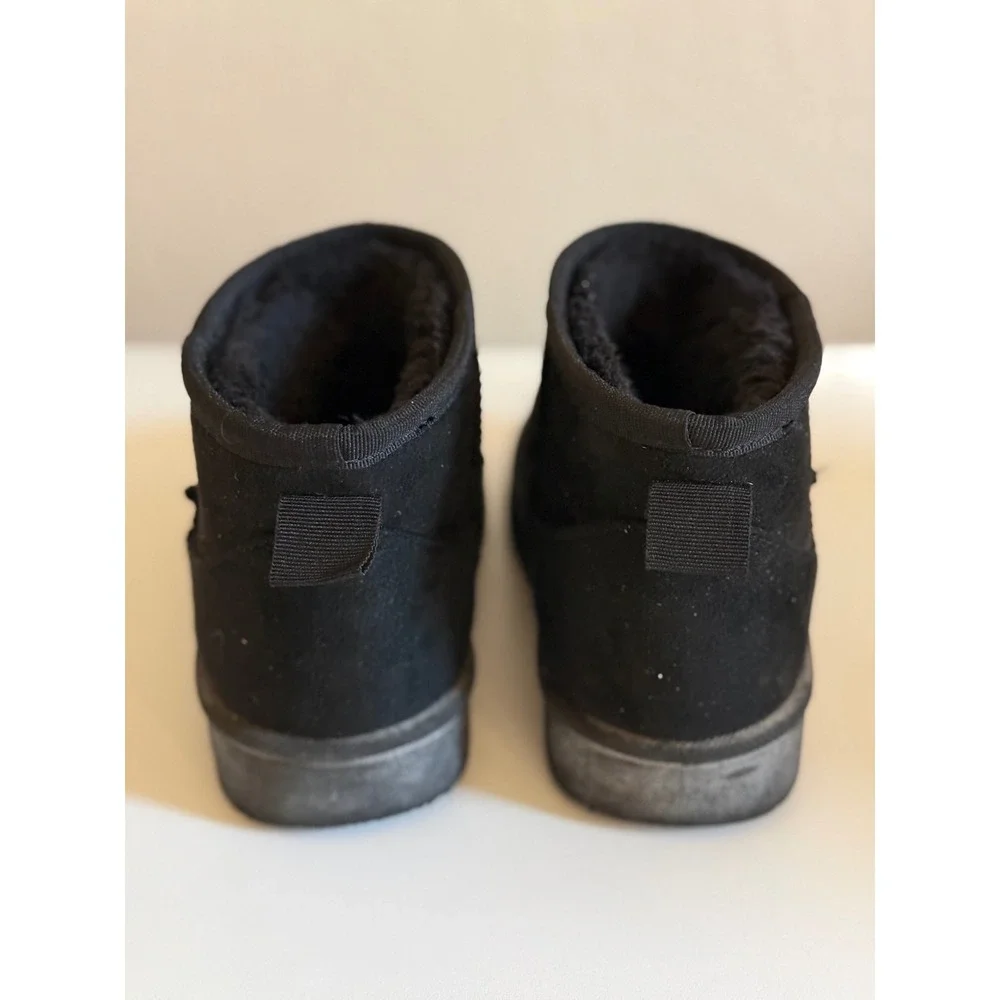 Hurley Kids Black Faux Suede Faux Fur Lined Ankle Boots Size 10 Snow Winter